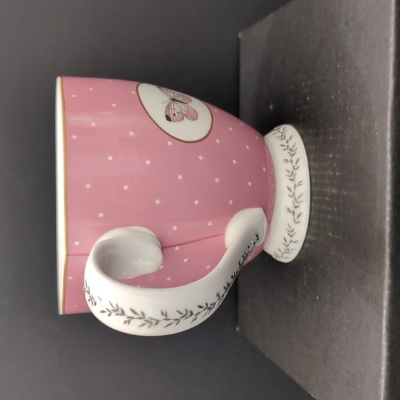 The English Mug Co, Pink/White Fine China Coffee Cup,with Butterfly's. - Picture 2 of 7